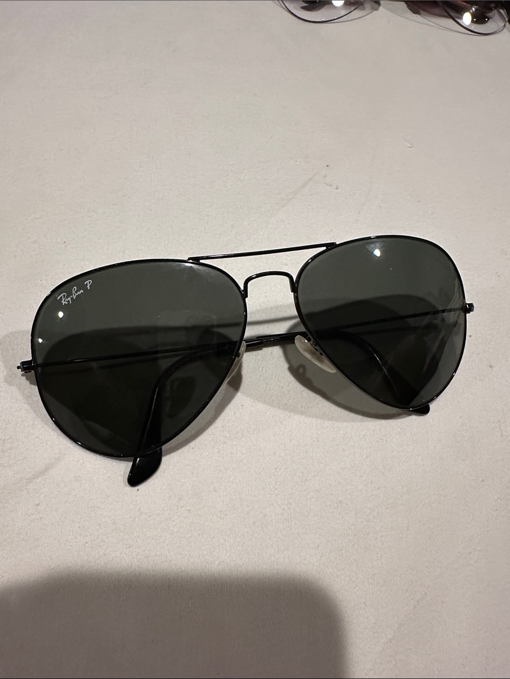 Ray-Ban Black Aviator Sunglasses with Dark Green Polarized Lenses